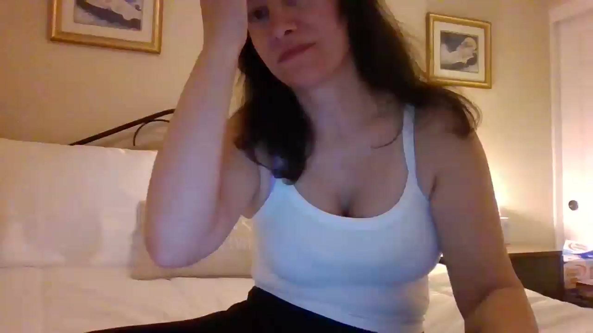 Gallery image thumbnail from LVDOLL's myfreecams stream on, 11/19/2024, 04:52 image 12 of 20
