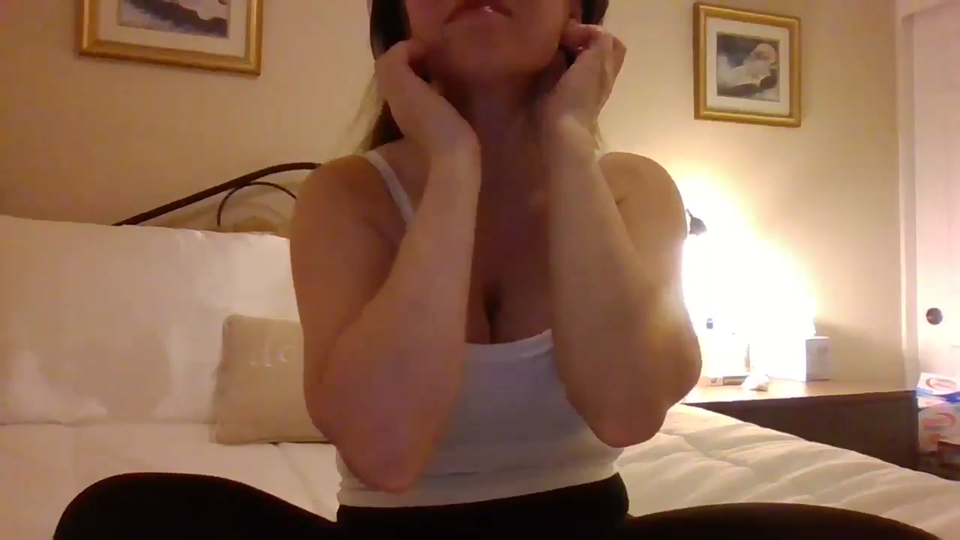 Gallery image thumbnail from LVDOLL's myfreecams stream on, 11/19/2024, 04:52 image 8 of 20
