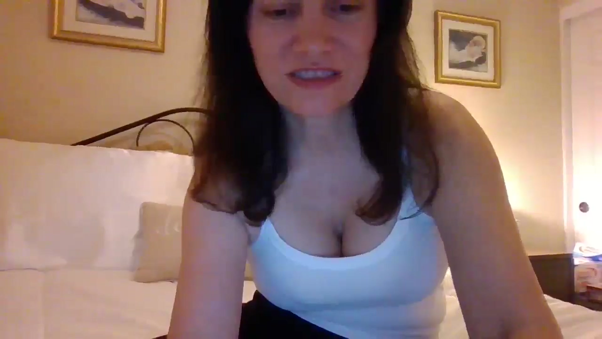 Gallery image thumbnail from LVDOLL's myfreecams stream on, 11/19/2024, 04:52 image 15 of 20