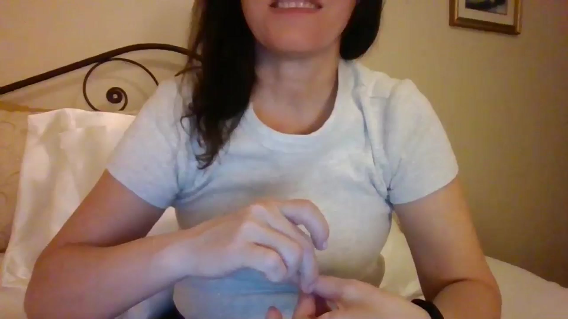 Gallery image thumbnail from LVDOLL's myfreecams stream on, 11/20/2024, 06:07 image 20 of 20