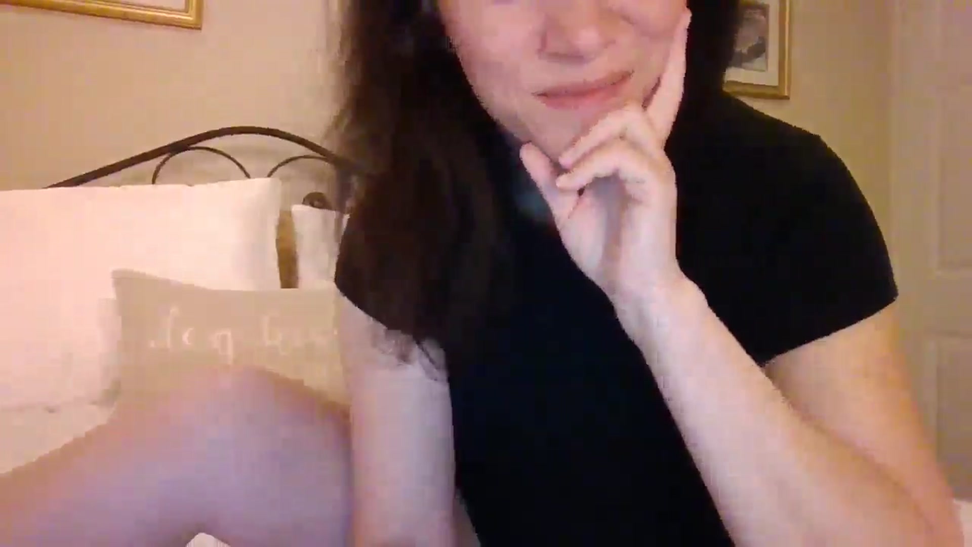 Gallery image thumbnail from LVDOLL's myfreecams stream on, 11/21/2024, 03:24 image 15 of 20