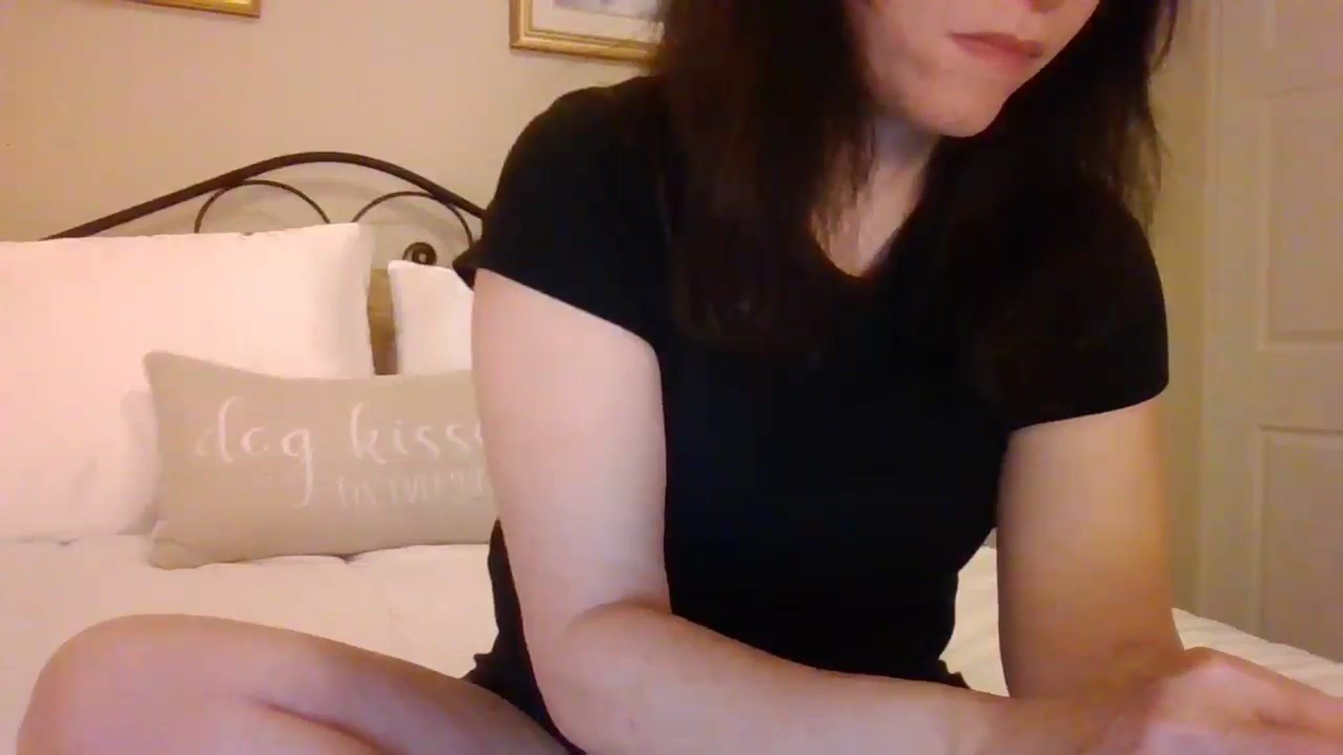 Gallery image thumbnail from LVDOLL's myfreecams stream on, 11/21/2024, 03:24 image 17 of 20
