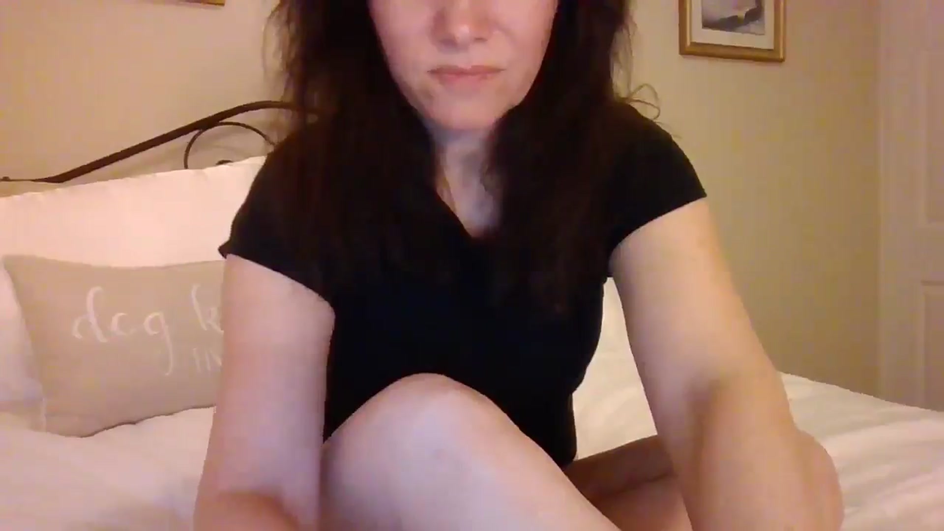 Gallery image thumbnail from LVDOLL's myfreecams stream on, 11/21/2024, 05:05 image 14 of 20