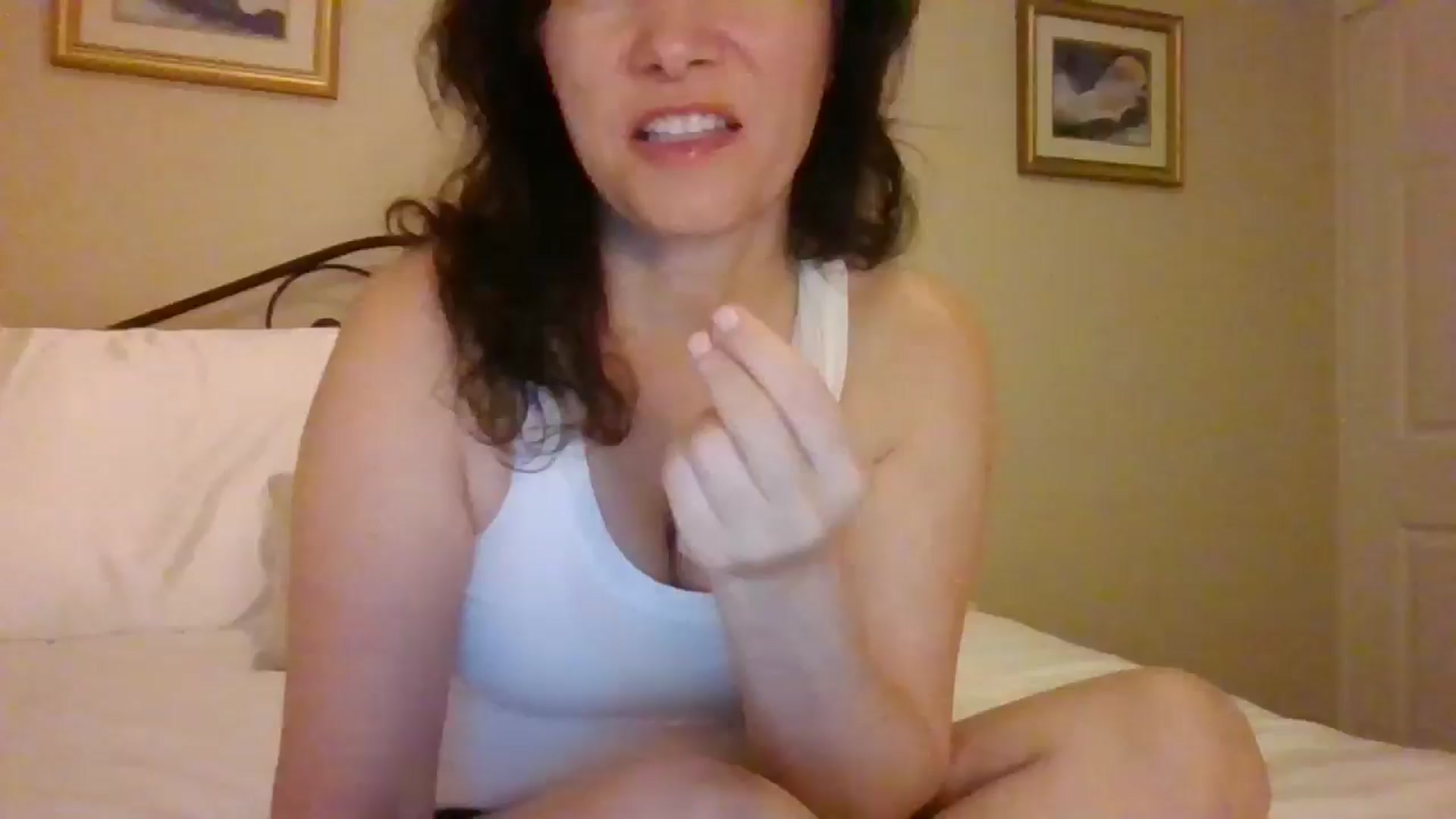 Gallery image thumbnail from LVDOLL's myfreecams stream on, 11/22/2024, 03:26 image 2 of 20