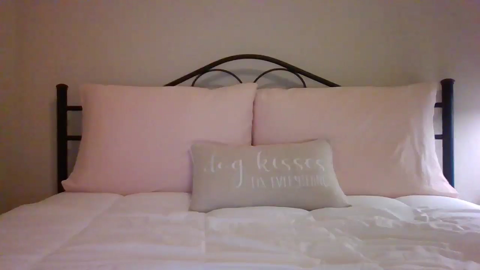 Gallery image thumbnail from LVDOLL's myfreecams stream on, 11/25/2024, 04:56 image 13 of 20