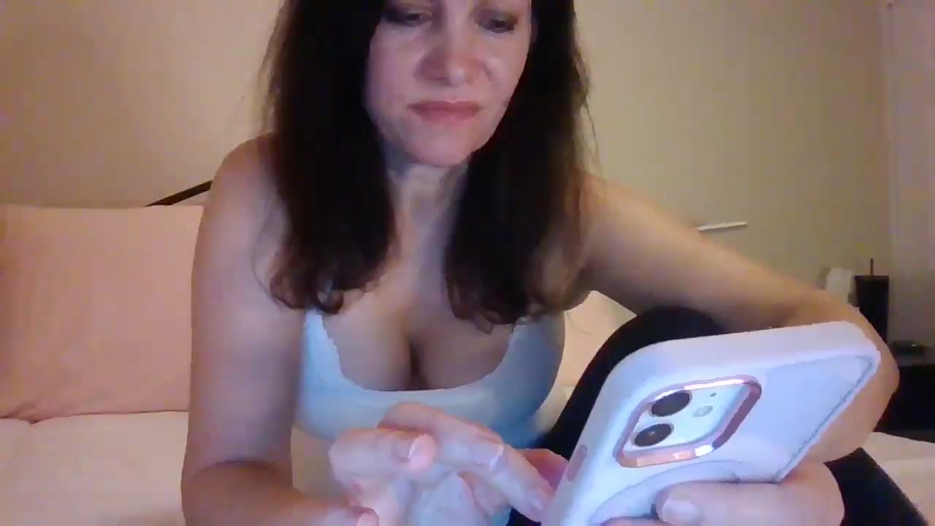 Gallery image thumbnail from LVDOLL's myfreecams stream on, 11/27/2024, 02:42 image 14 of 20