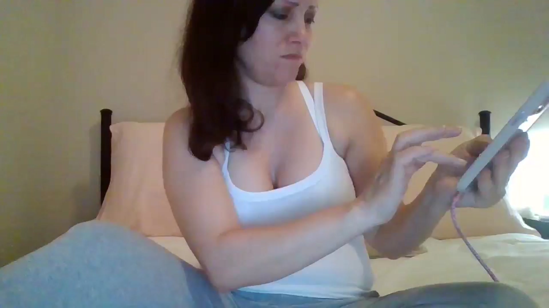 Gallery image thumbnail from LVDOLL's myfreecams stream on, 11/27/2024, 04:46 image 20 of 20