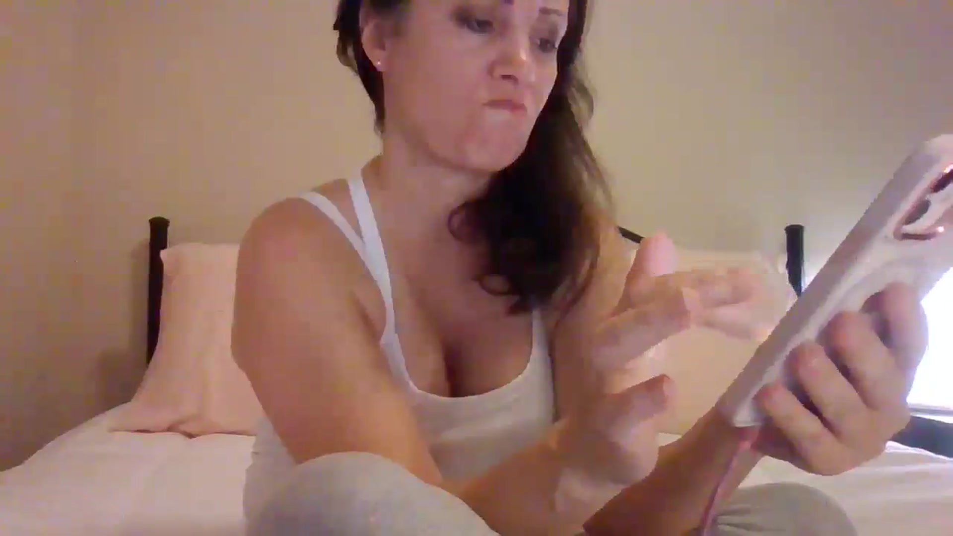 Gallery image thumbnail from LVDOLL's myfreecams stream on, 11/27/2024, 07:12 image 19 of 20