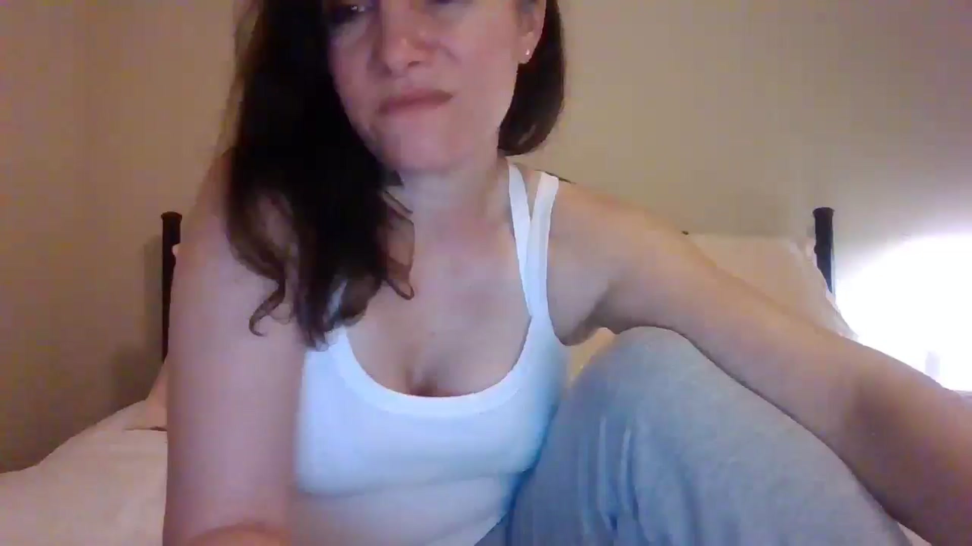 Gallery image thumbnail from LVDOLL's myfreecams stream on, 11/27/2024, 07:12 image 18 of 20