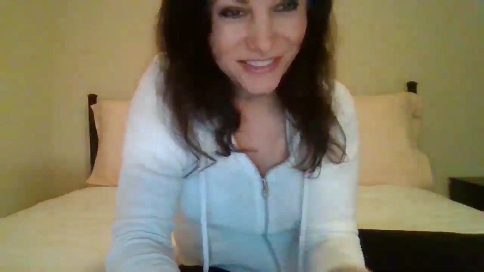 Gallery image thumbnail from LVDOLL's myfreecams stream on, 11/29/2024, 02:24 image 15 of 20