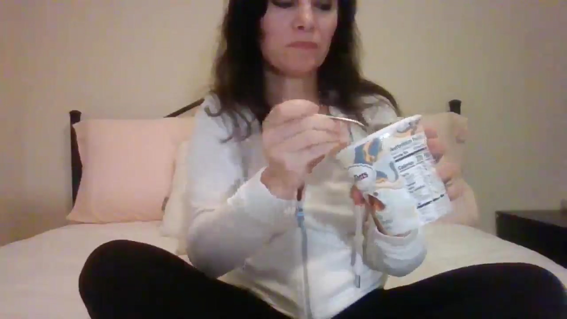 Gallery image thumbnail from LVDOLL's myfreecams stream on, 11/29/2024, 02:24 image 8 of 20