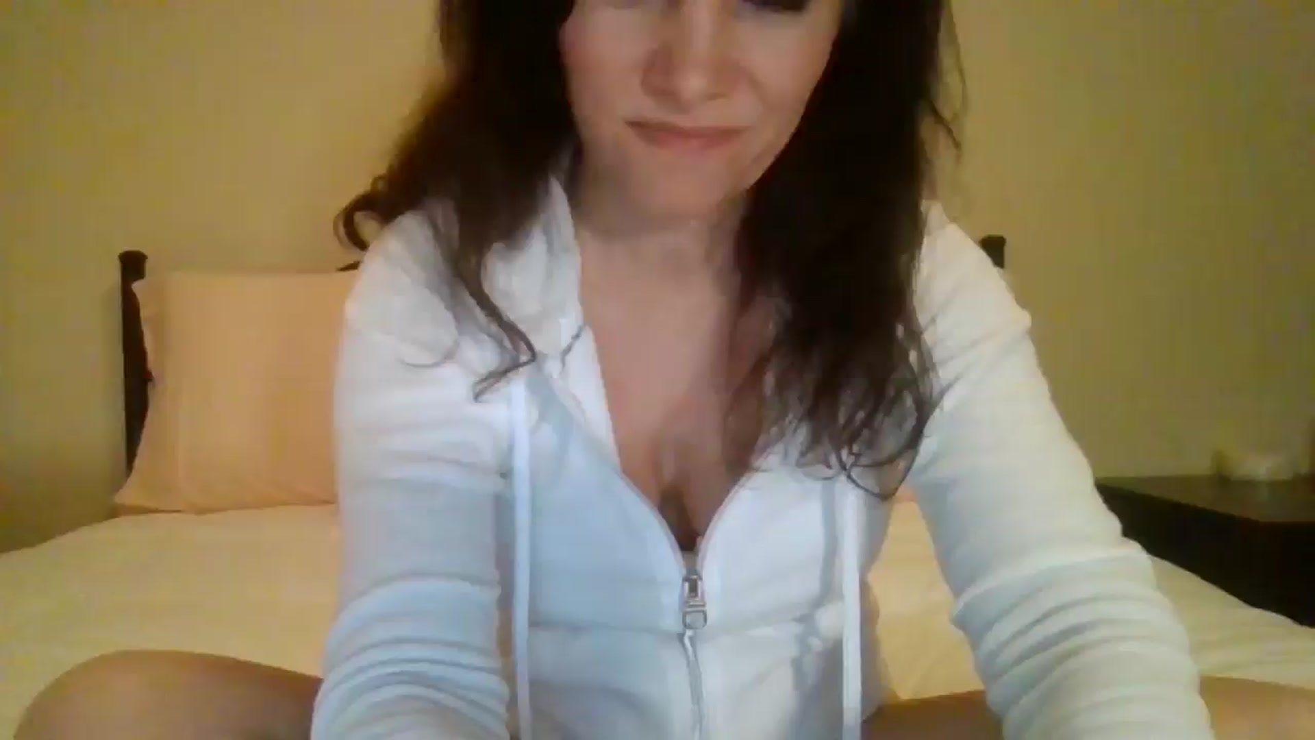 Gallery image thumbnail from LVDOLL's myfreecams stream on, 11/29/2024, 03:23 image 1 of 20