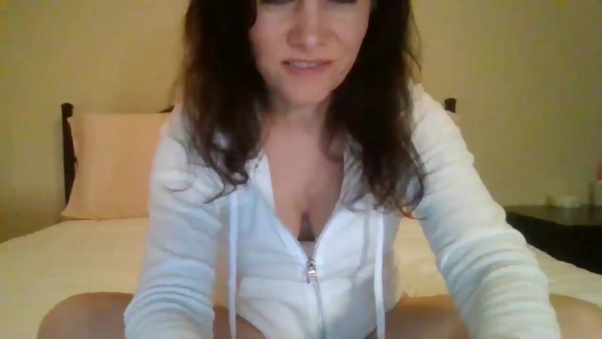 Gallery image thumbnail from LVDOLL's myfreecams stream on, 11/29/2024, 03:23 image 4 of 20