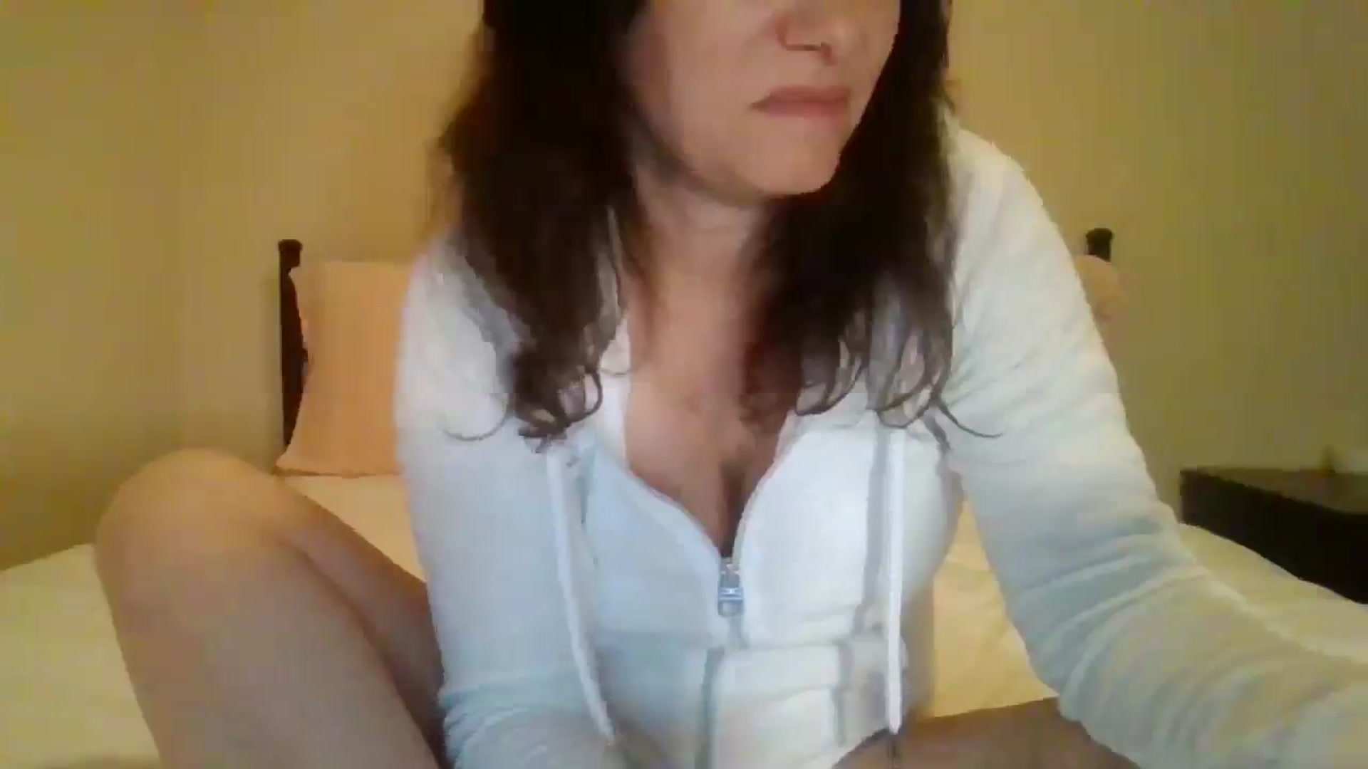 Gallery image thumbnail from LVDOLL's myfreecams stream on, 11/29/2024, 03:23 image 17 of 20