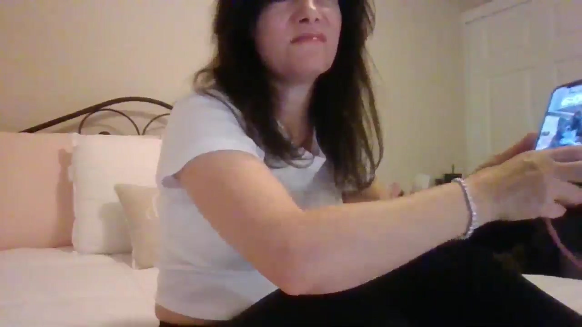 Gallery image thumbnail from LVDOLL's myfreecams stream on, 11/30/2024, 03:28 image 2 of 20