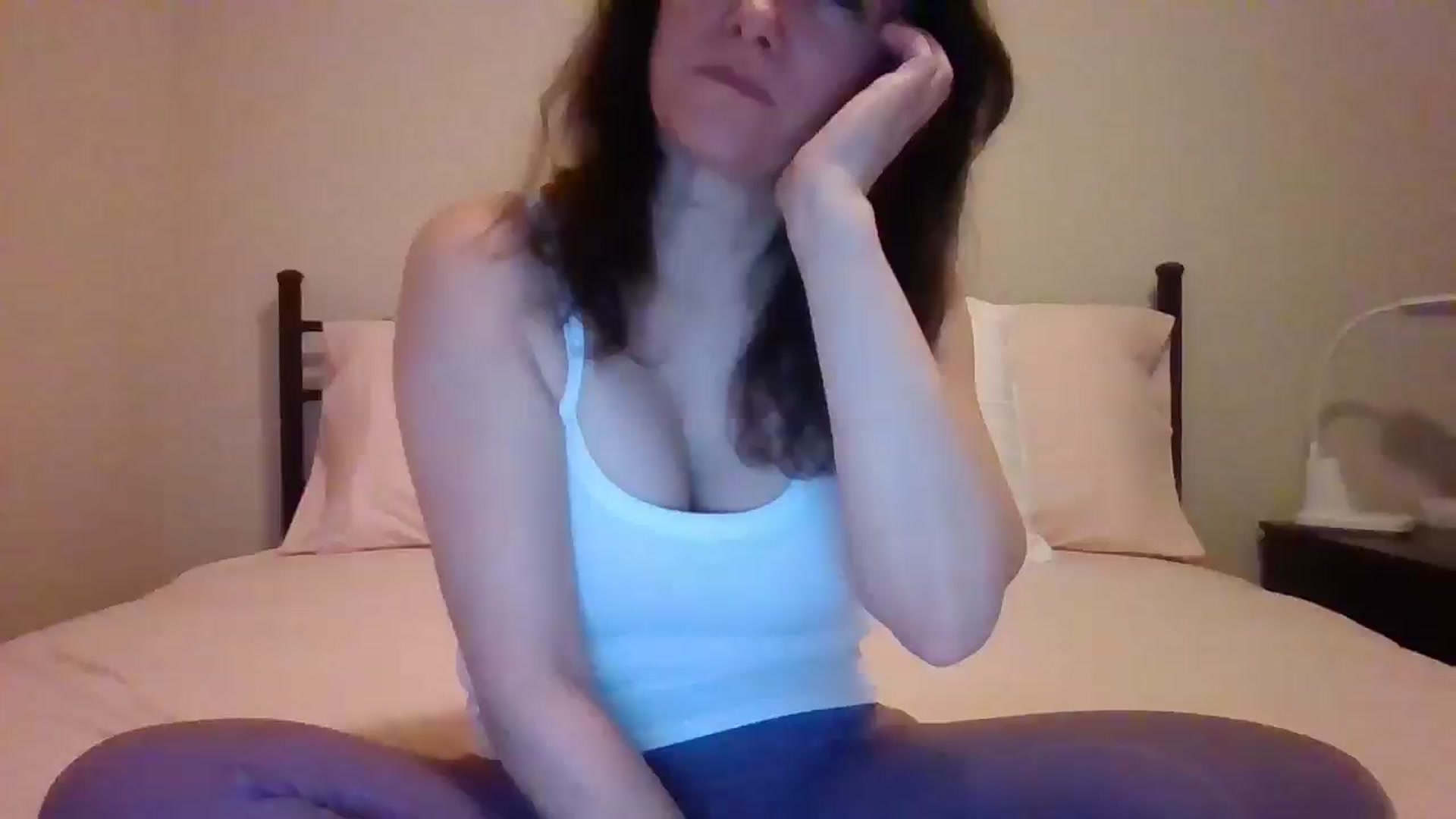 Gallery image thumbnail from LVDOLL's myfreecams stream on, 12/02/2024, 07:37 image 14 of 20