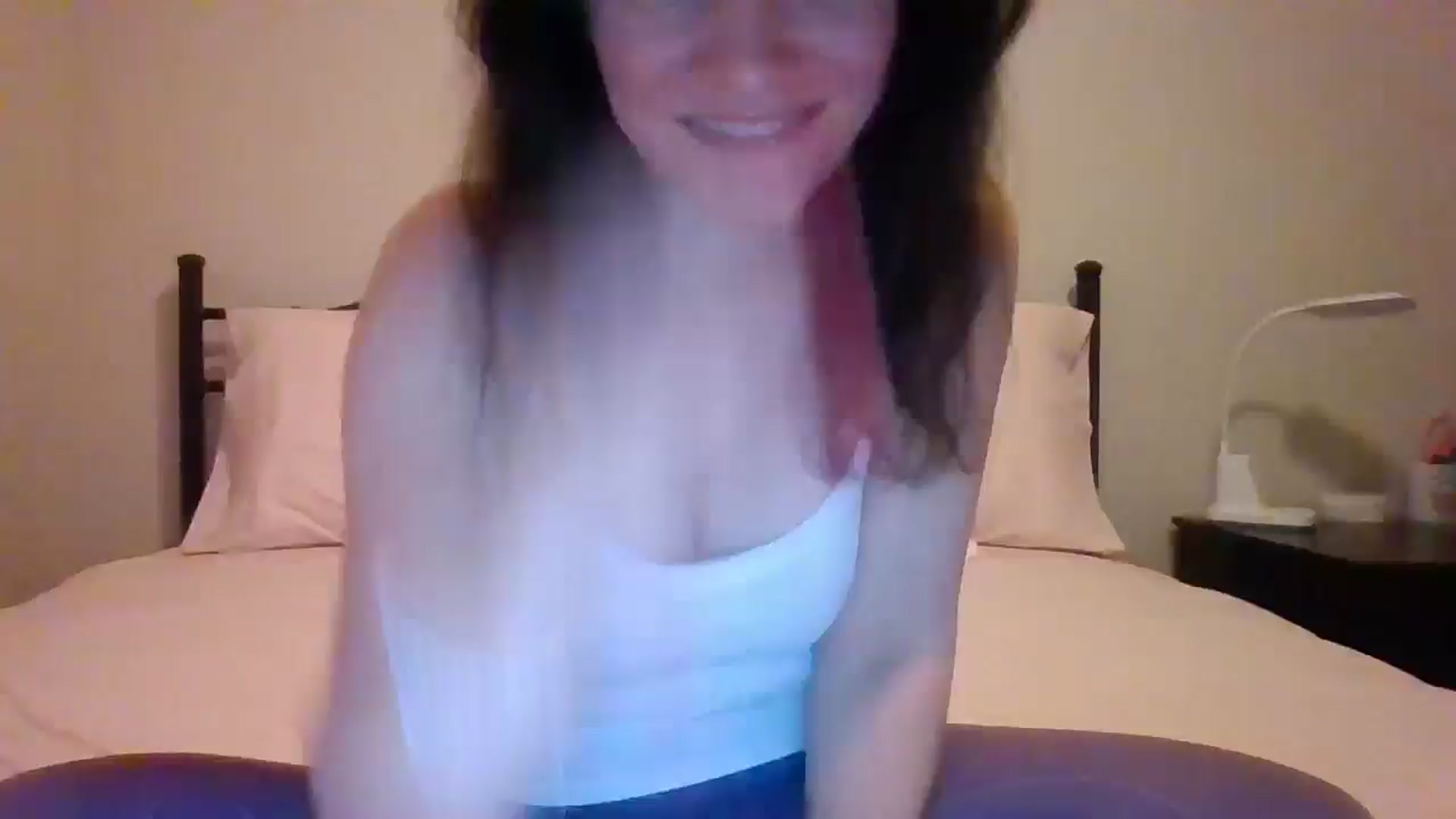 Gallery image thumbnail from LVDOLL's myfreecams stream on, 12/02/2024, 07:37 image 11 of 20