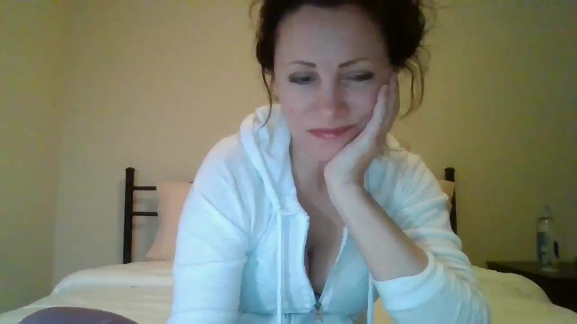 Gallery image thumbnail from LVDOLL's myfreecams stream on, 12/06/2024, 05:34 image 11 of 20