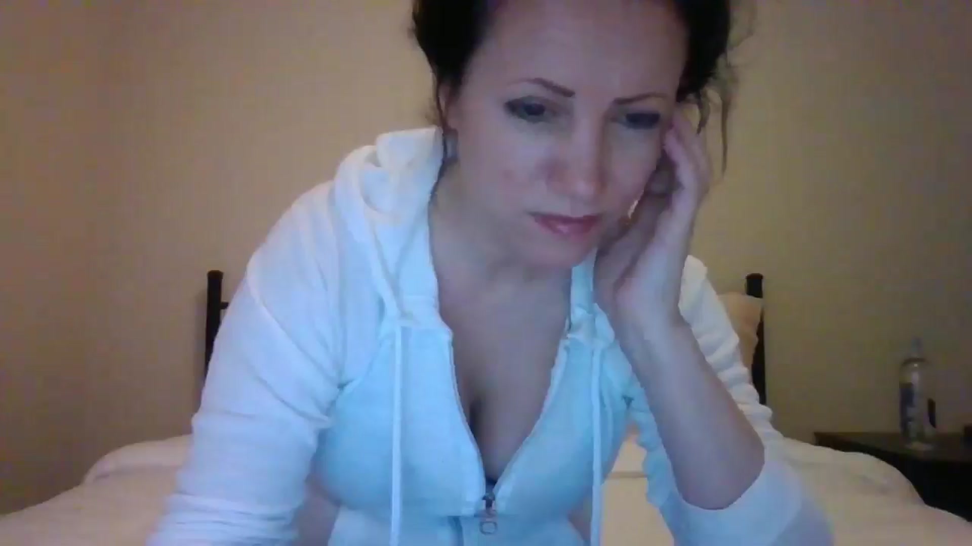 Gallery image thumbnail from LVDOLL's myfreecams stream on, 12/06/2024, 05:34 image 5 of 20