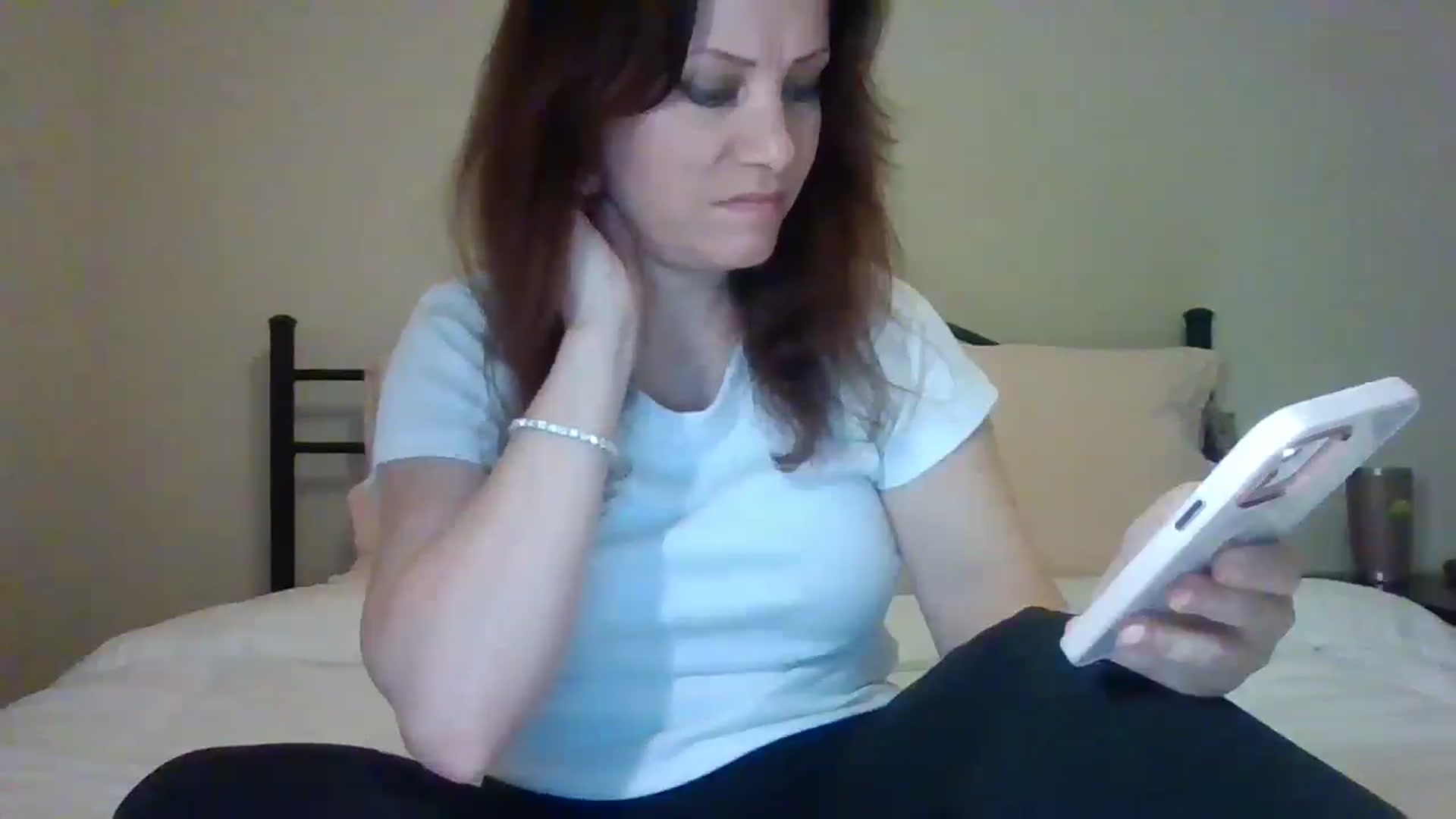 Gallery image thumbnail from LVDOLL's myfreecams stream on, 12/08/2024, 02:55 image 10 of 20