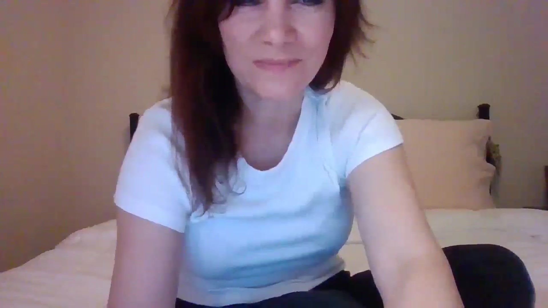 Gallery image thumbnail from LVDOLL's myfreecams stream on, 12/08/2024, 02:55 image 11 of 20