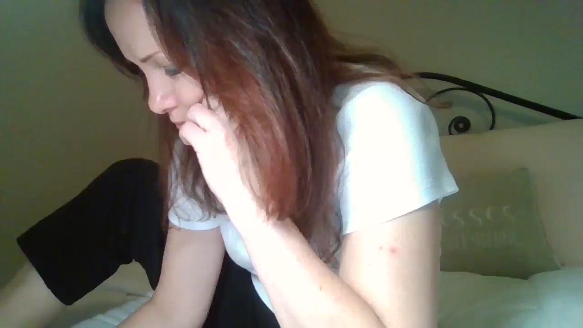 Gallery image thumbnail from LVDOLL's myfreecams stream on, 12/08/2024, 06:25 image 16 of 20