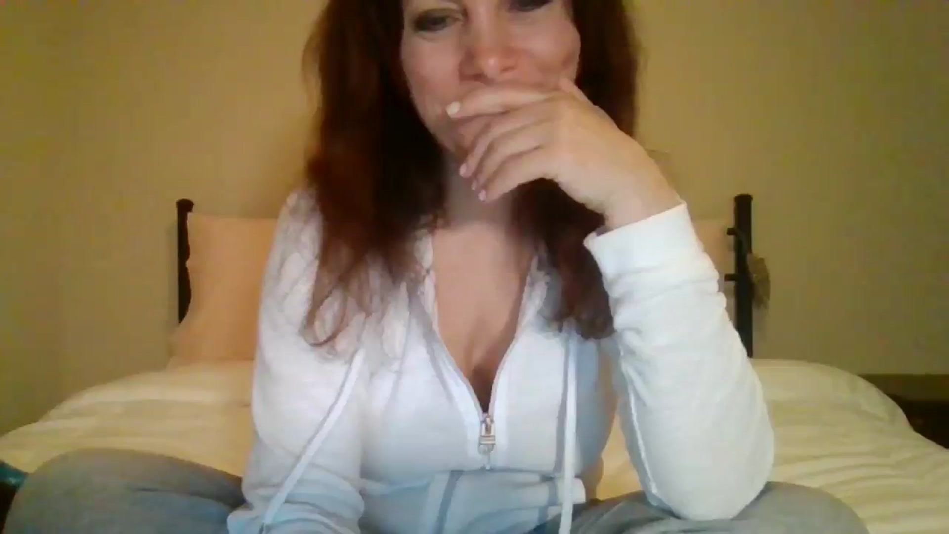 Gallery image thumbnail from LVDOLL's myfreecams stream on, 12/09/2024, 05:35 image 6 of 20