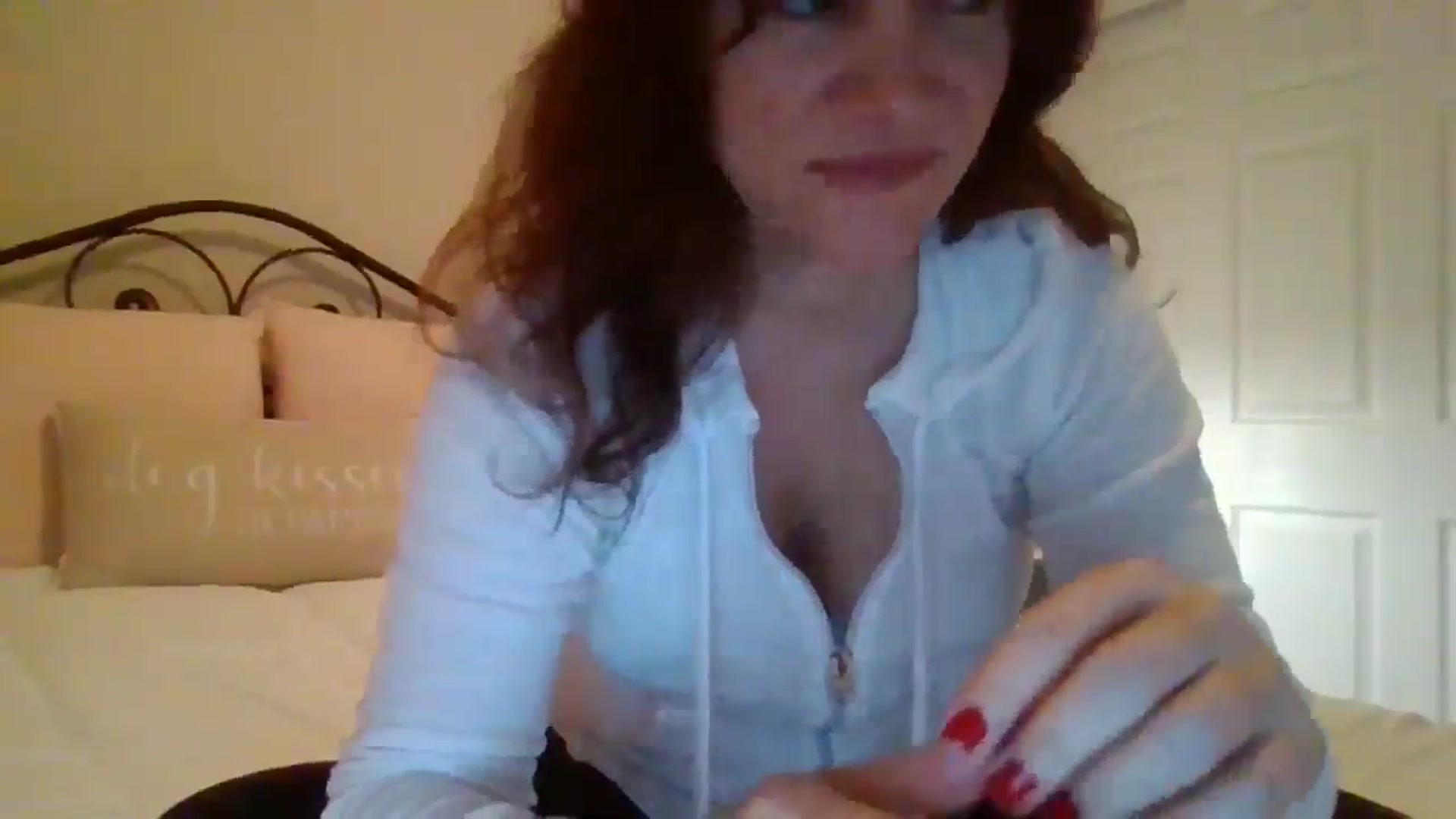 Gallery image thumbnail from LVDOLL's myfreecams stream on, 12/12/2024, 02:08 image 7 of 20