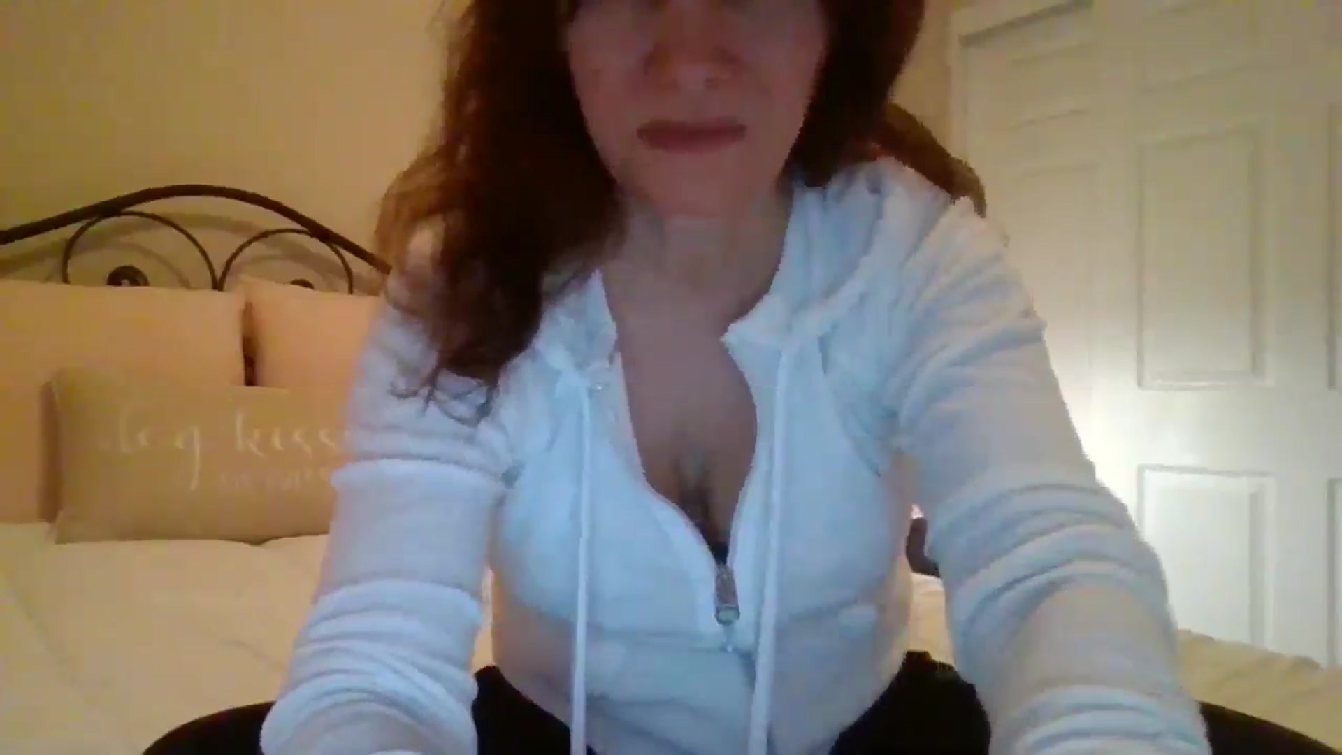 Gallery image thumbnail from LVDOLL's myfreecams stream on, 12/12/2024, 02:08 image 3 of 20
