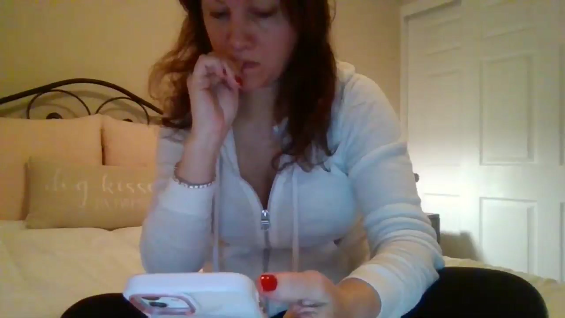 Gallery image thumbnail from LVDOLL's myfreecams stream on, 12/12/2024, 02:08 image 16 of 20