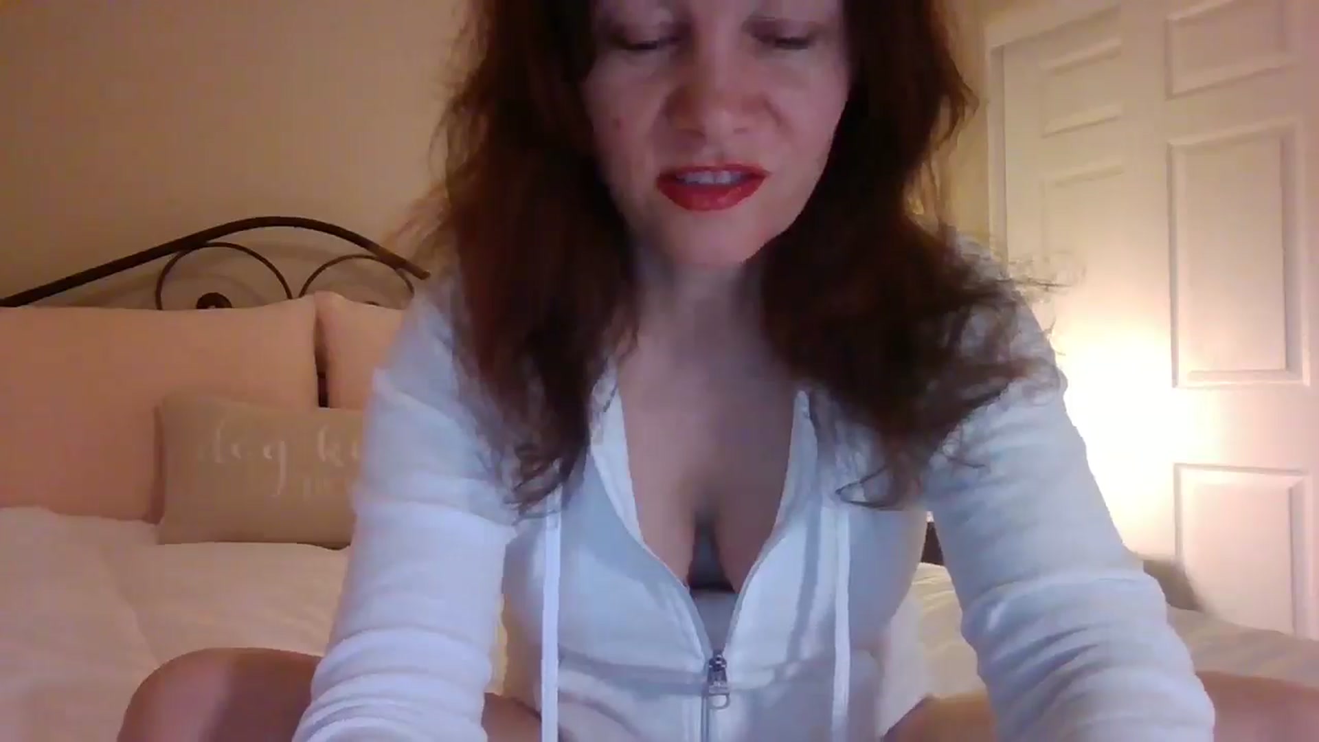 Gallery image thumbnail from LVDOLL's myfreecams stream on, 12/12/2024, 03:51 image 2 of 20
