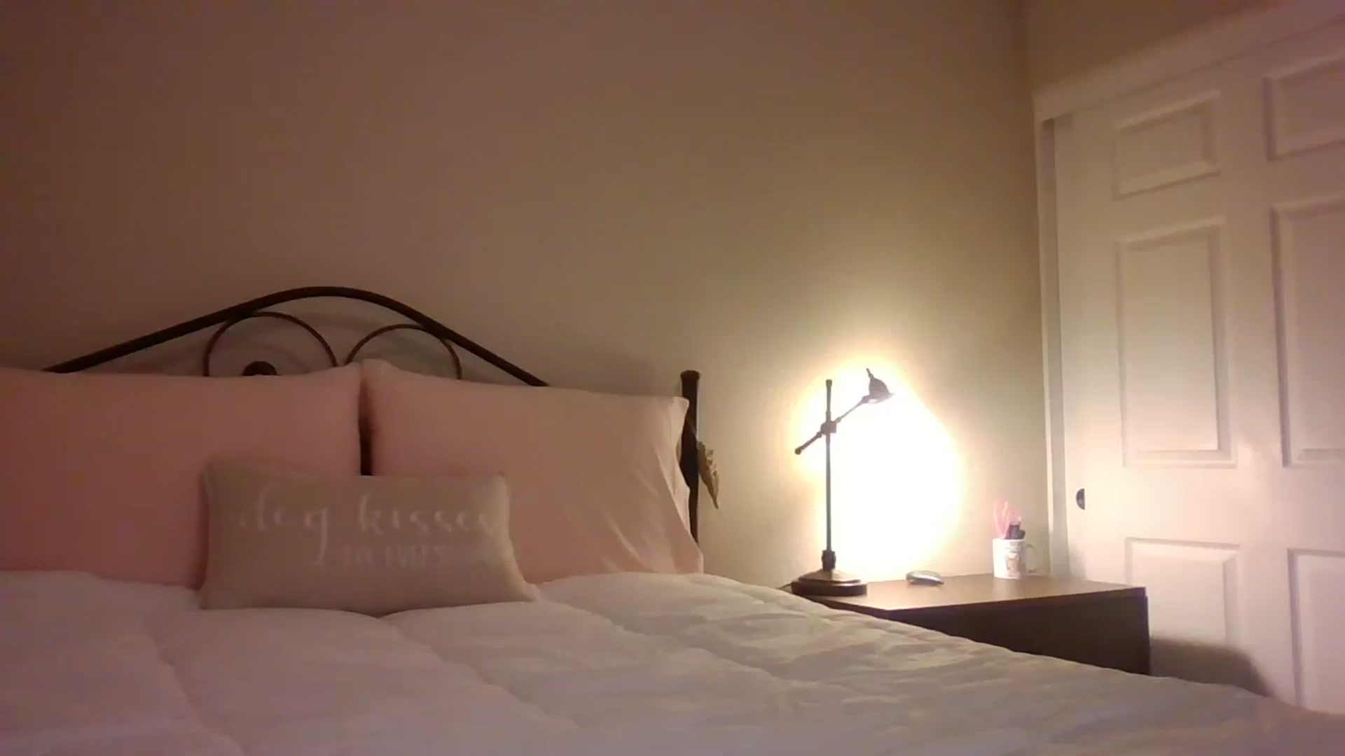 Gallery image thumbnail from LVDOLL's myfreecams stream on, 12/12/2024, 03:51 image 4 of 20