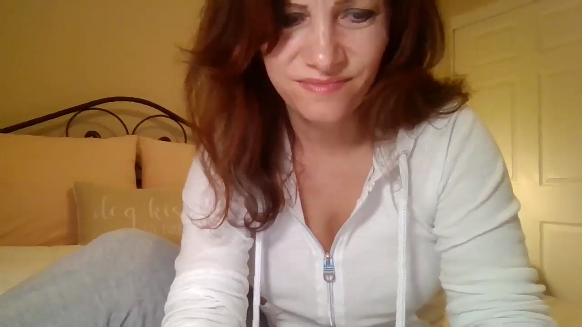 Gallery image thumbnail from LVDOLL's myfreecams stream on, 12/13/2024, 05:55 image 5 of 20