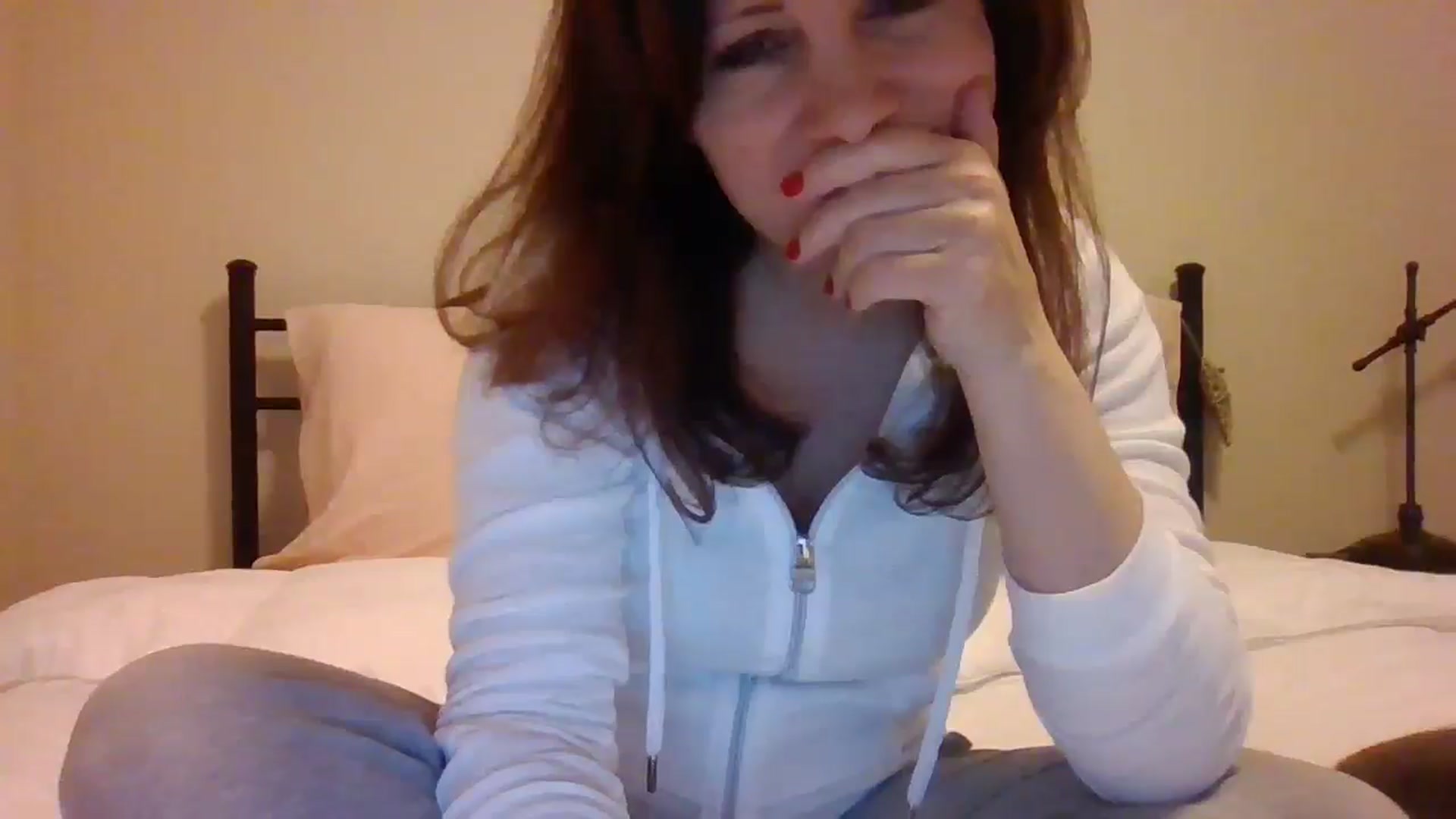 Gallery image thumbnail from LVDOLL's myfreecams stream on, 12/13/2024, 07:20 image 20 of 20