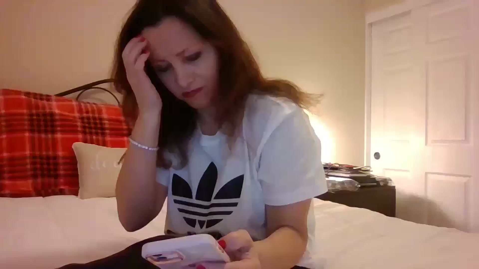 Gallery image thumbnail from LVDOLL's myfreecams stream on, 12/16/2024, 03:51 image 18 of 20
