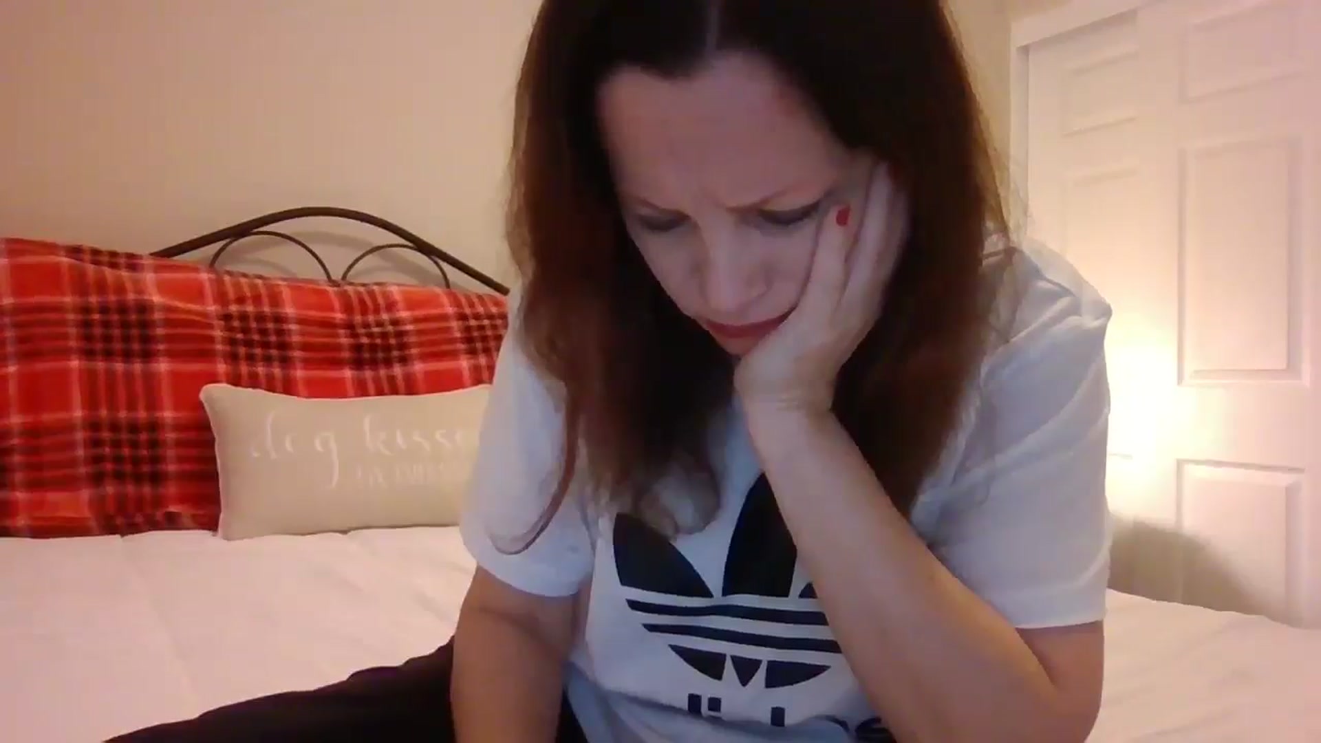 Gallery image thumbnail from LVDOLL's myfreecams stream on, 12/16/2024, 03:51 image 9 of 20