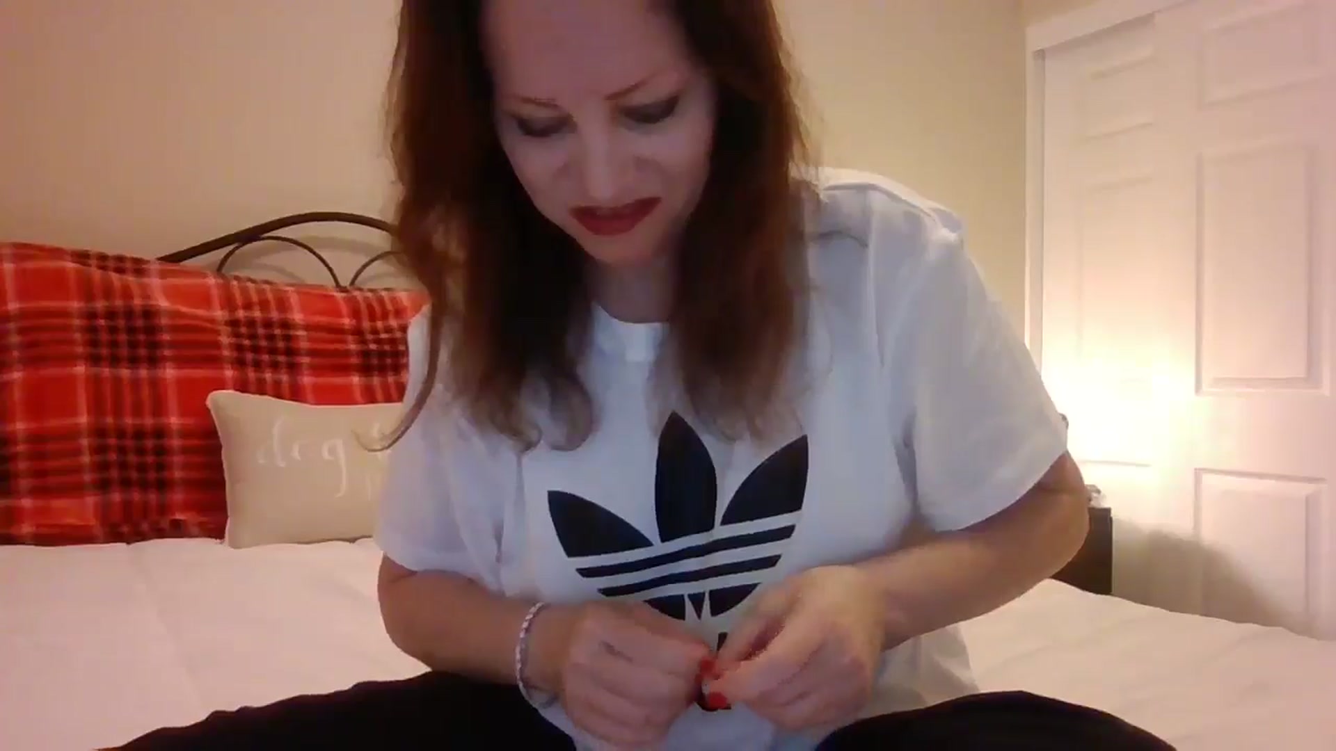 Gallery image thumbnail from LVDOLL's myfreecams stream on, 12/16/2024, 03:51 image 7 of 20