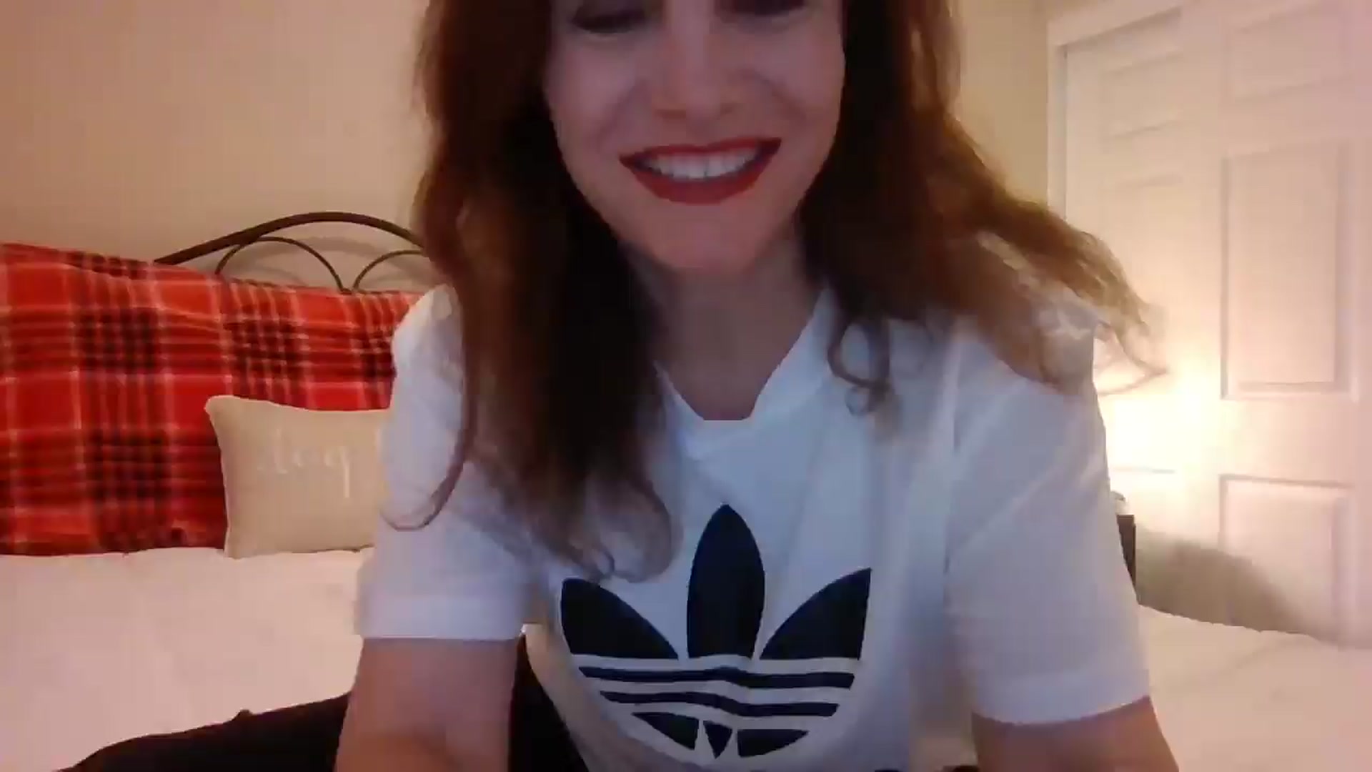 Gallery image thumbnail from LVDOLL's myfreecams stream on, 12/16/2024, 03:51 image 14 of 20