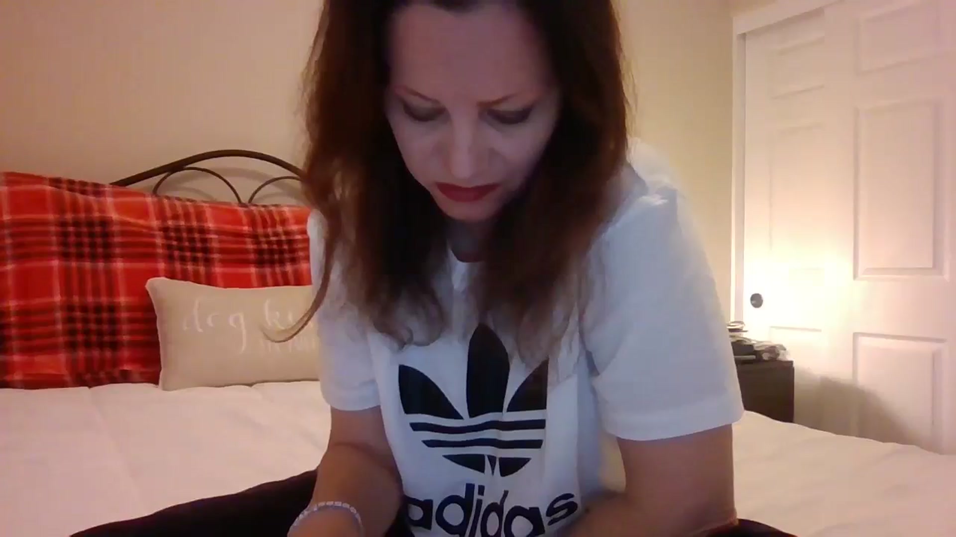 Gallery image thumbnail from LVDOLL's myfreecams stream on, 12/16/2024, 03:51 image 6 of 20