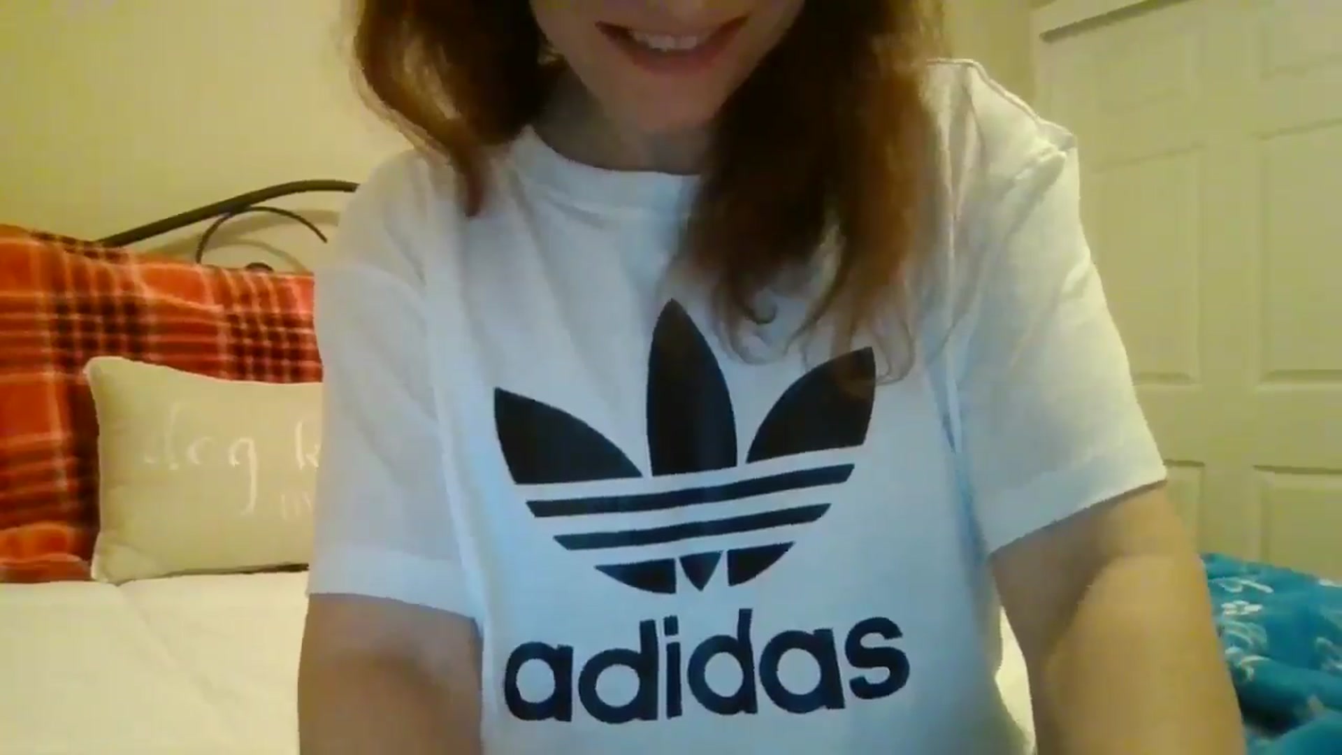 Gallery image thumbnail from LVDOLL's myfreecams stream on, 12/16/2024, 07:13 image 16 of 20