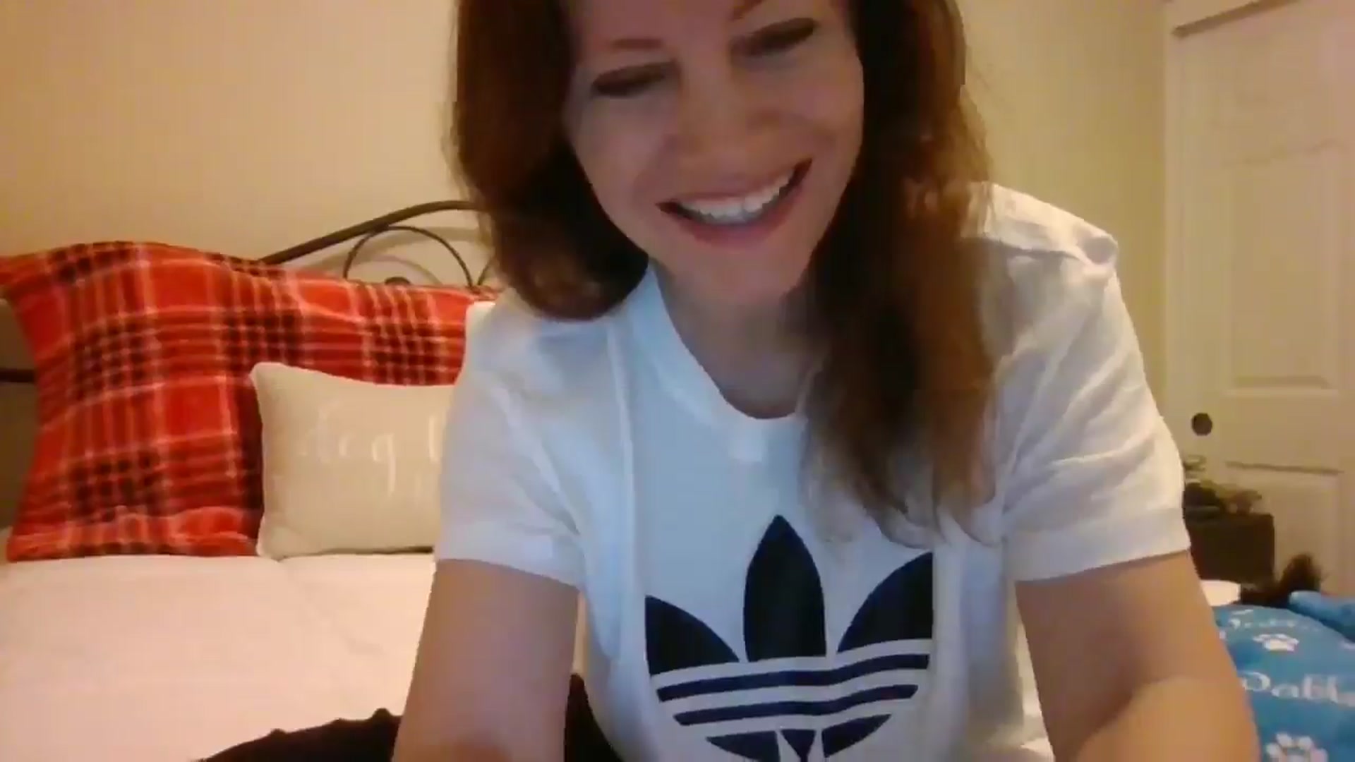 Gallery image thumbnail from LVDOLL's myfreecams stream on, 12/16/2024, 07:13 image 8 of 20