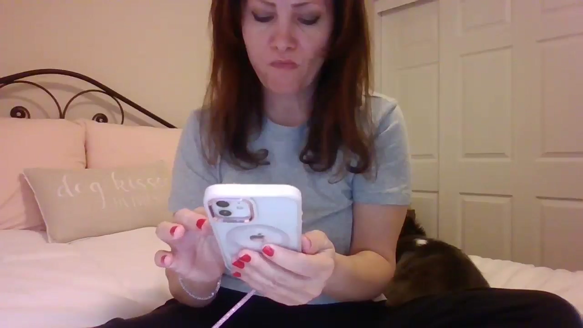 Gallery image thumbnail from LVDOLL's myfreecams stream on, 12/17/2024, 08:01 image 10 of 20