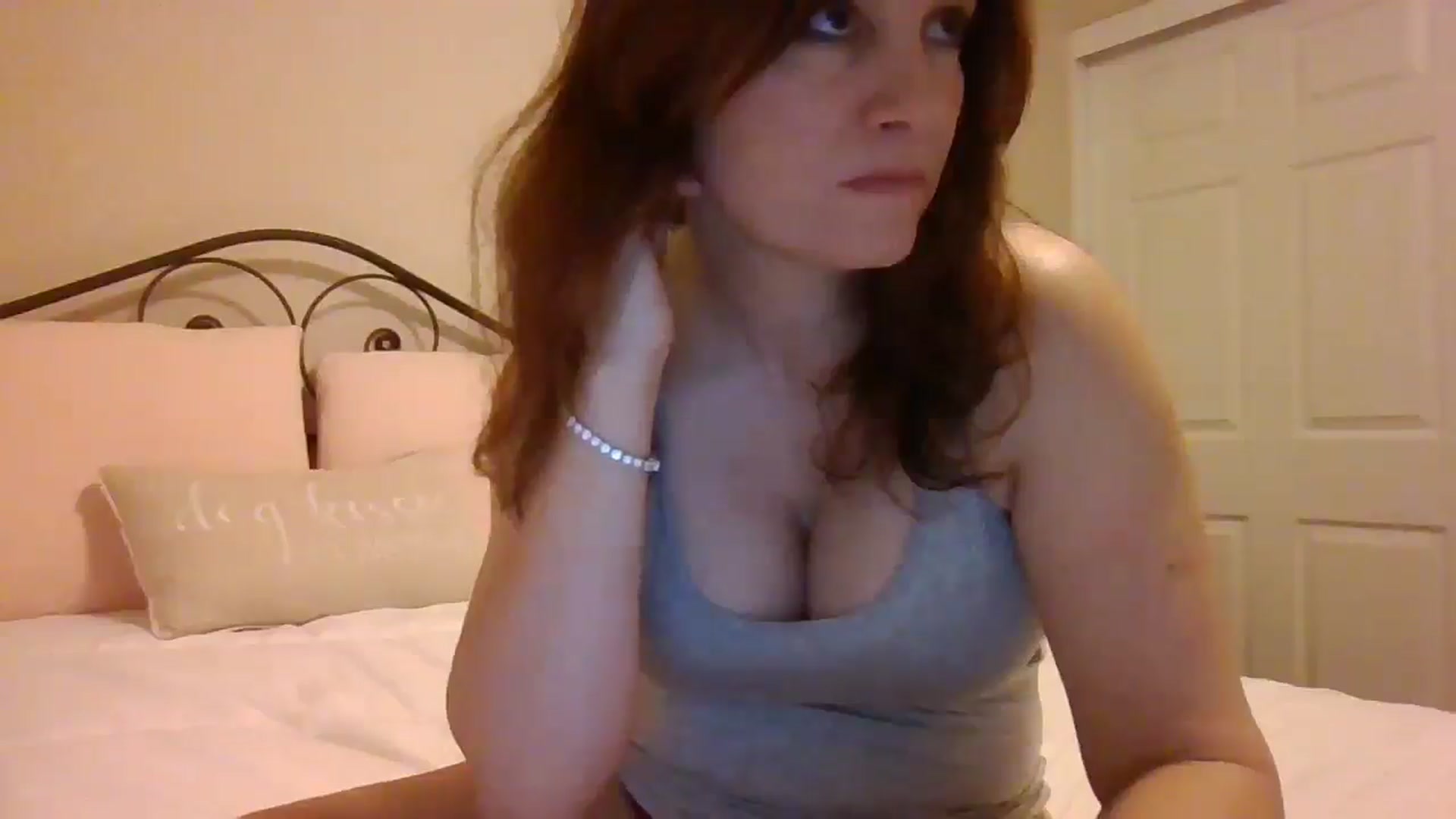 Gallery image thumbnail from LVDOLL's myfreecams stream on, 12/18/2024, 07:55 image 4 of 20