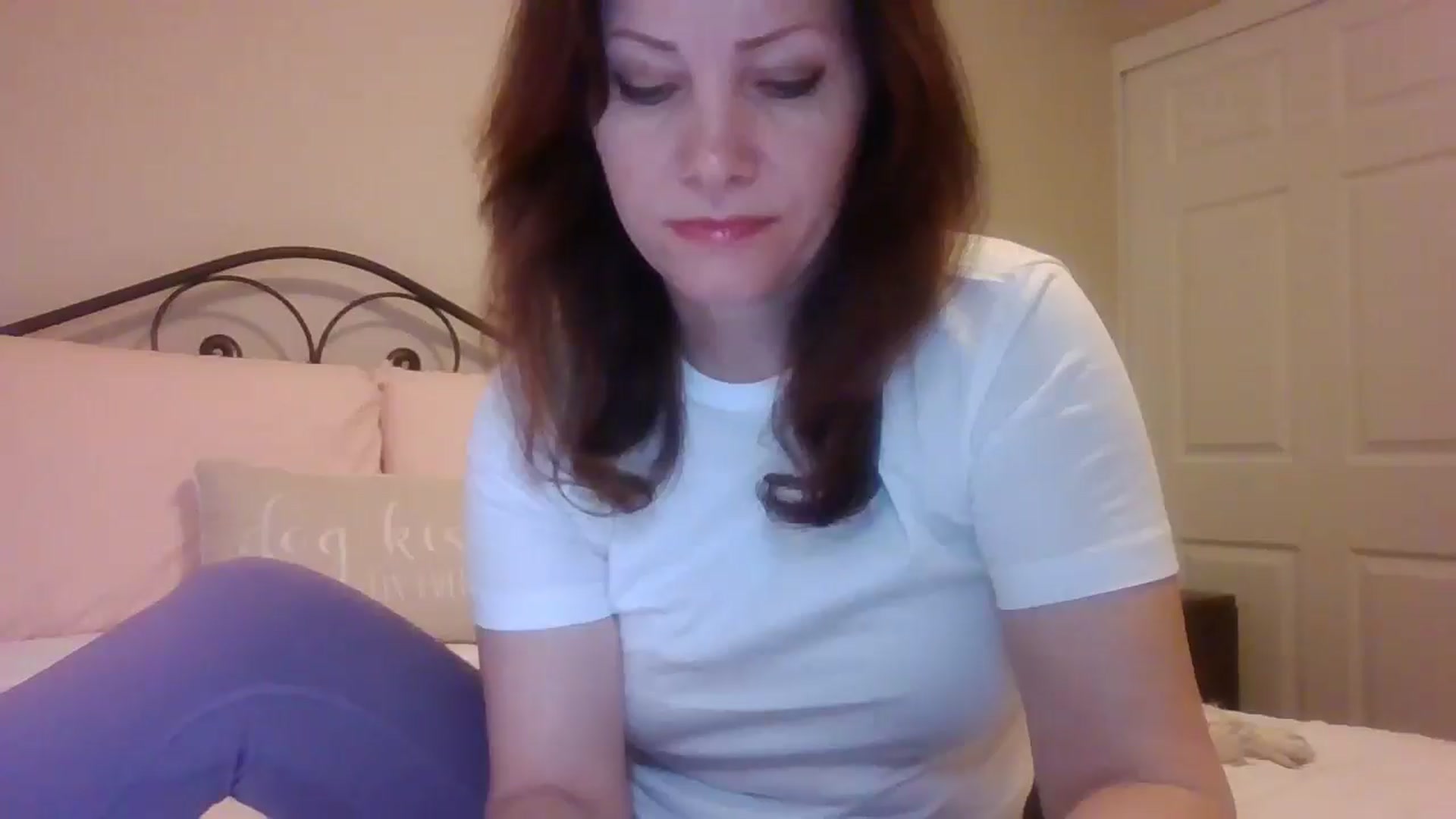Gallery image thumbnail from LVDOLL's myfreecams stream on, 12/19/2024, 05:38 image 7 of 20