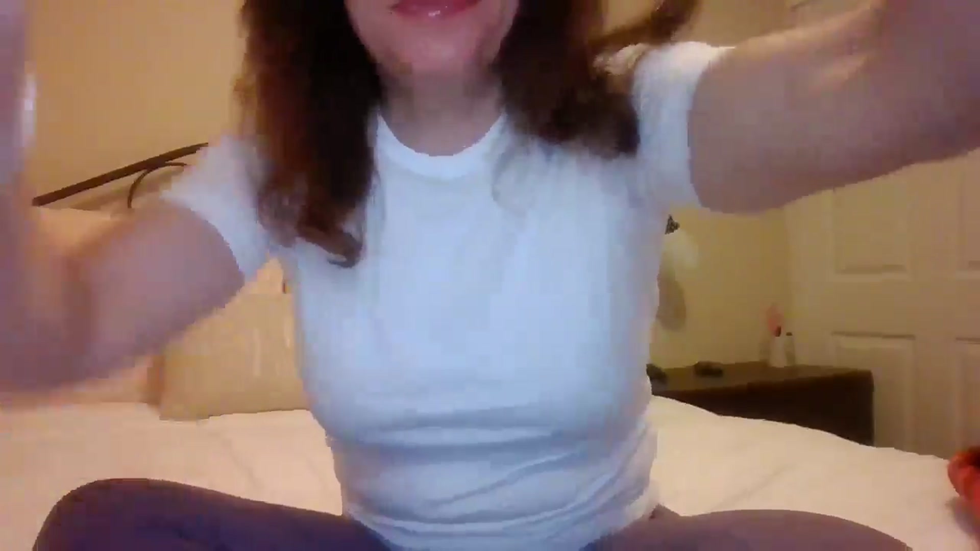 Gallery image thumbnail from LVDOLL's myfreecams stream on, 12/19/2024, 05:38 image 3 of 20