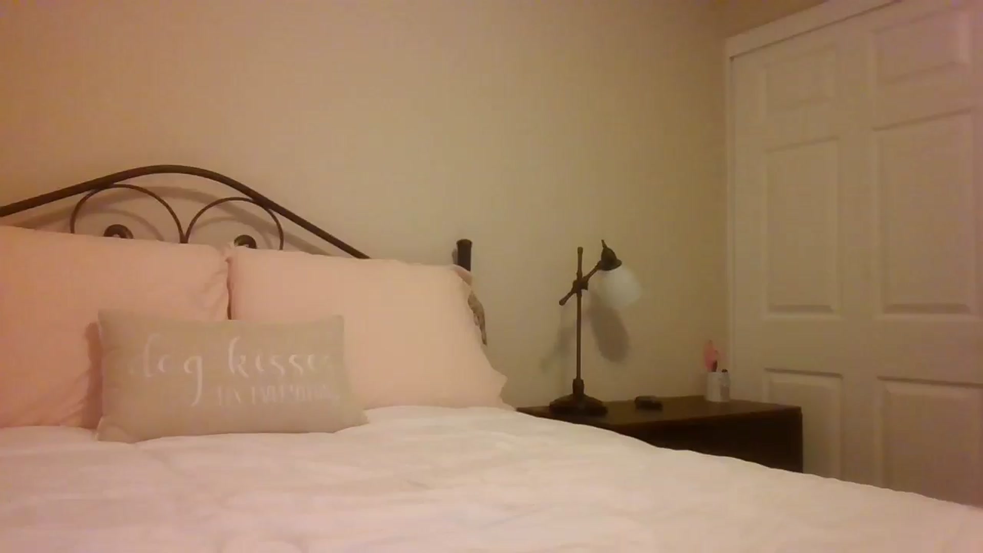 Gallery image thumbnail from LVDOLL's myfreecams stream on, 12/19/2024, 05:38 image 1 of 20
