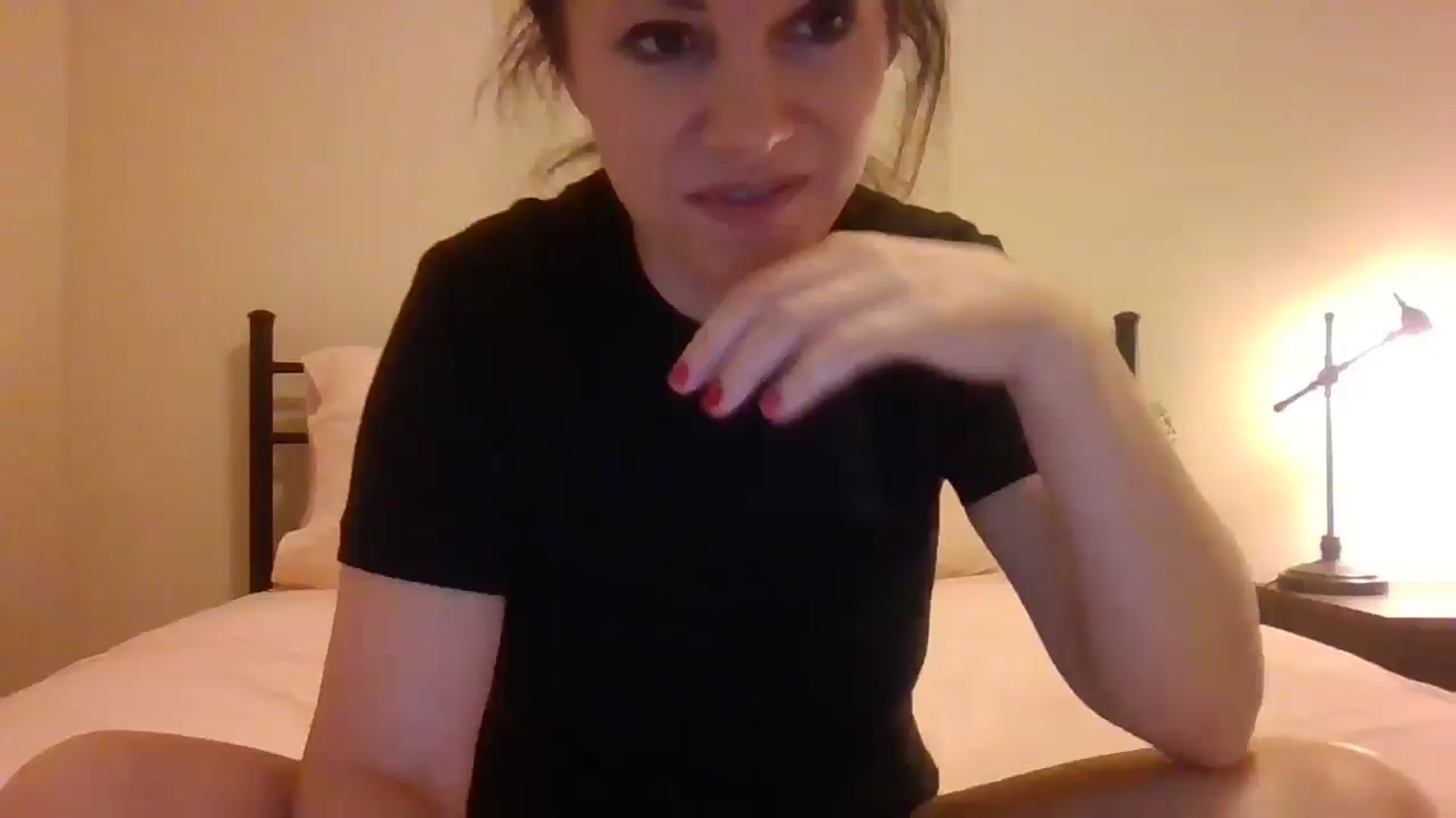 Gallery image thumbnail from LVDOLL's myfreecams stream on, 12/21/2024, 08:26 image 2 of 20