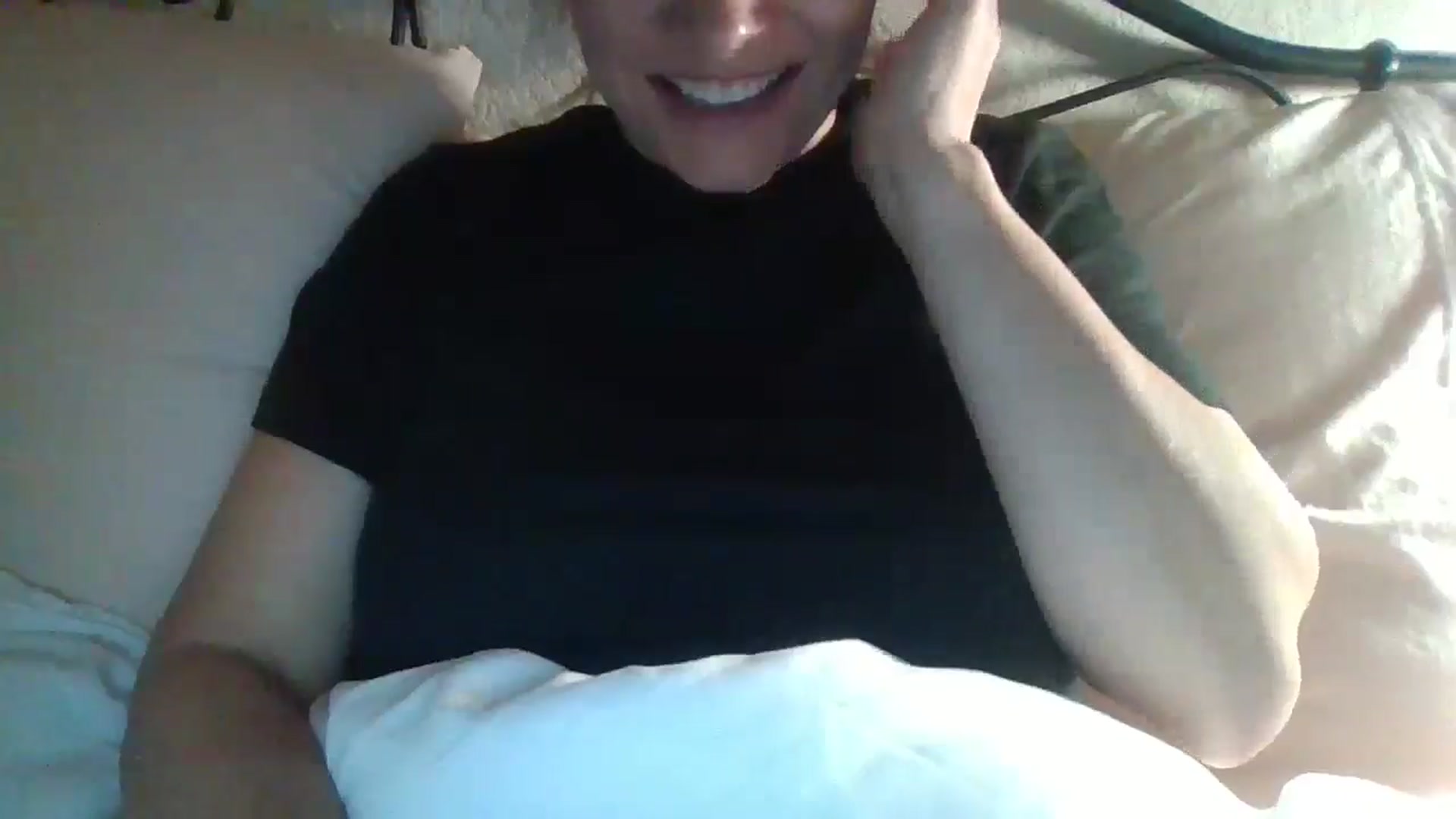 Gallery image thumbnail from LVDOLL's myfreecams stream on, 12/21/2024, 08:26 image 20 of 20