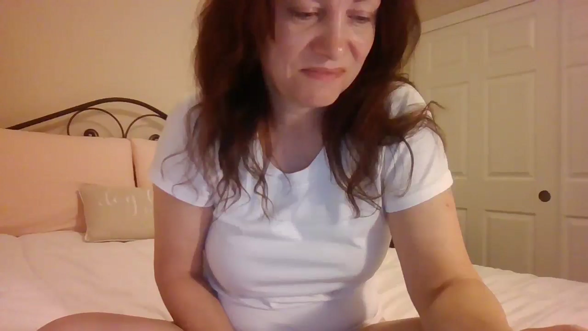 Gallery image thumbnail from LVDOLL's myfreecams stream on, 12/23/2024, 04:12 image 18 of 20