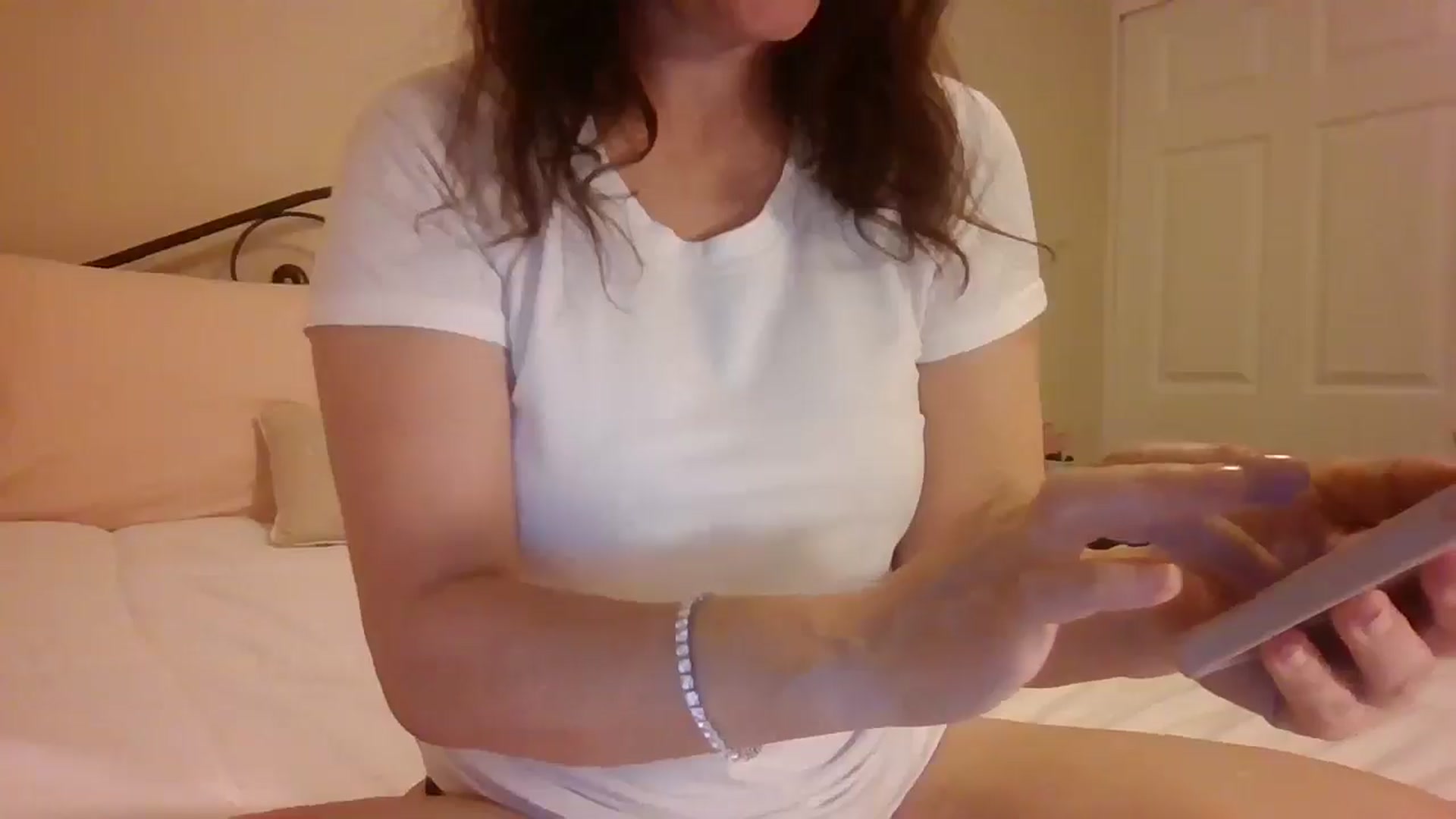 Gallery image thumbnail from LVDOLL's myfreecams stream on, 12/23/2024, 04:12 image 14 of 20